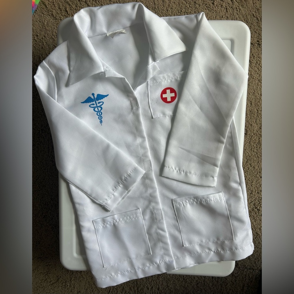 GUC Kids 3 Piece Doctor Costume - Picture 2 of 2
